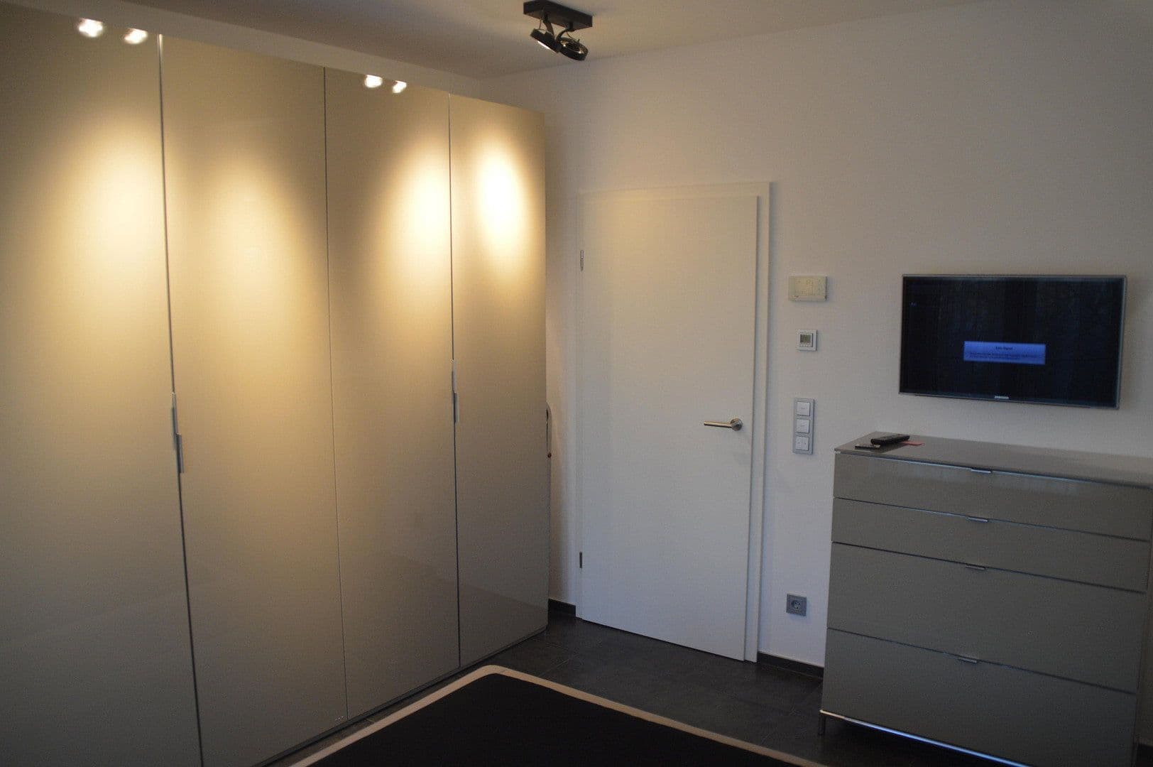 Prenájom bytu 2-izbový 86 m², August-Hecht-Straße 42, Offenbach am Main, Hesensko Prenájom bytu 2-izbový 86 m², August-Hecht-Straße 42, Offenbach am Main, Hesensko