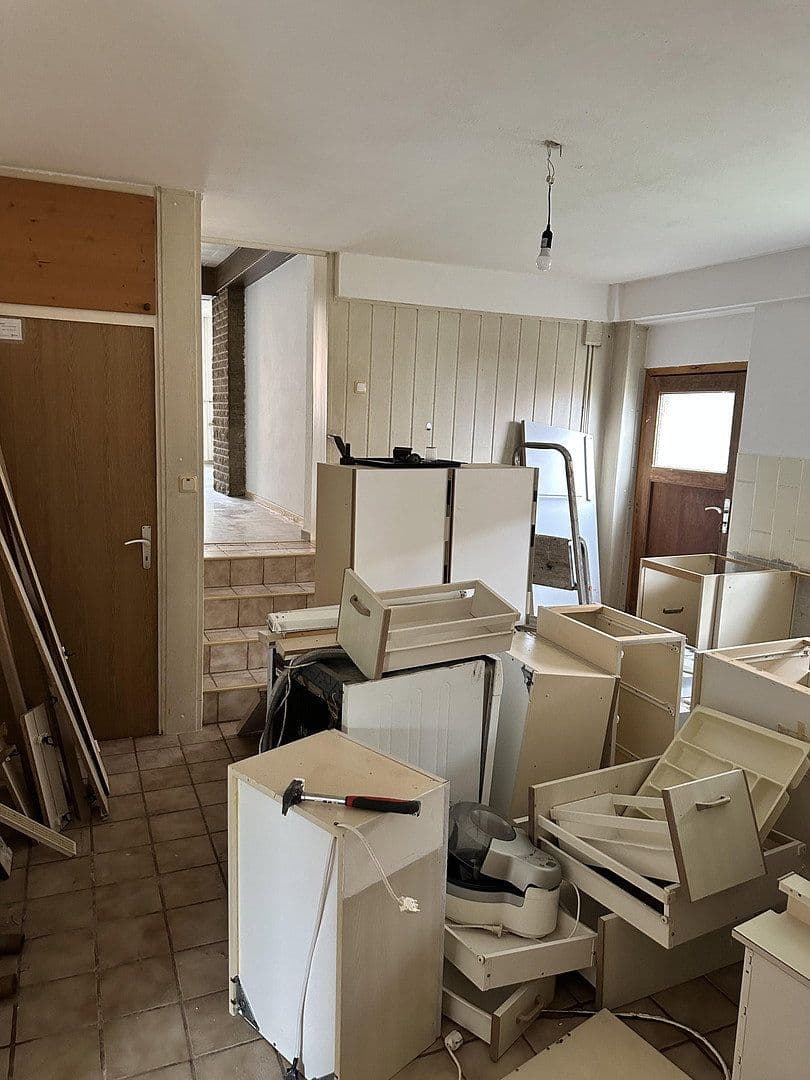 Prenájom bytu 4-izbový 115 m², Delligsen, Dolné Sasko Prenájom bytu 4-izbový 115 m², Delligsen, Dolné Sasko