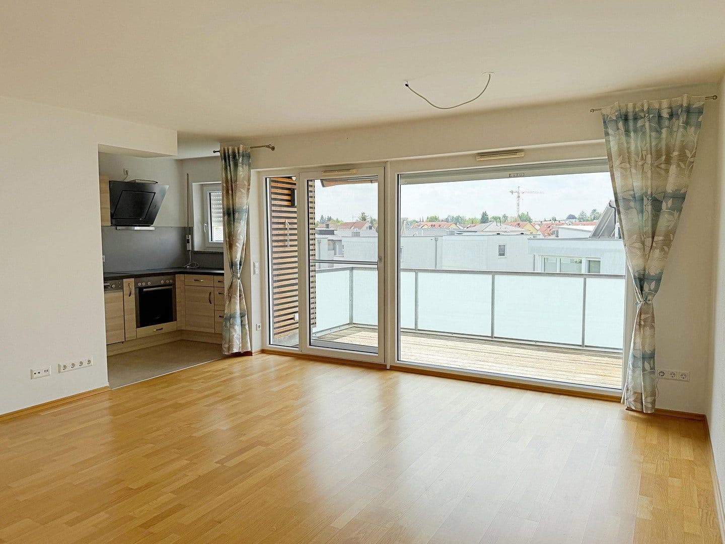 Prenájom bytu 2-izbový 57 m², Mering, Bavorsko Prenájom bytu 2-izbový 57 m², Mering, Bavorsko
