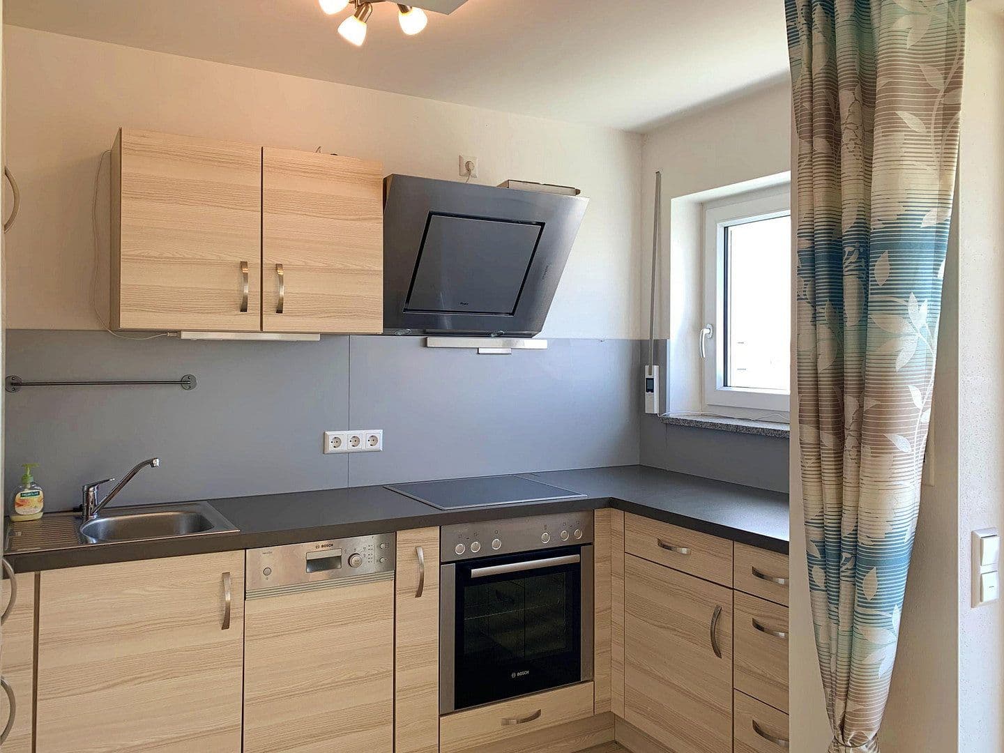 Prenájom bytu 2-izbový 57 m², Mering, Bavorsko Prenájom bytu 2-izbový 57 m², Mering, Bavorsko