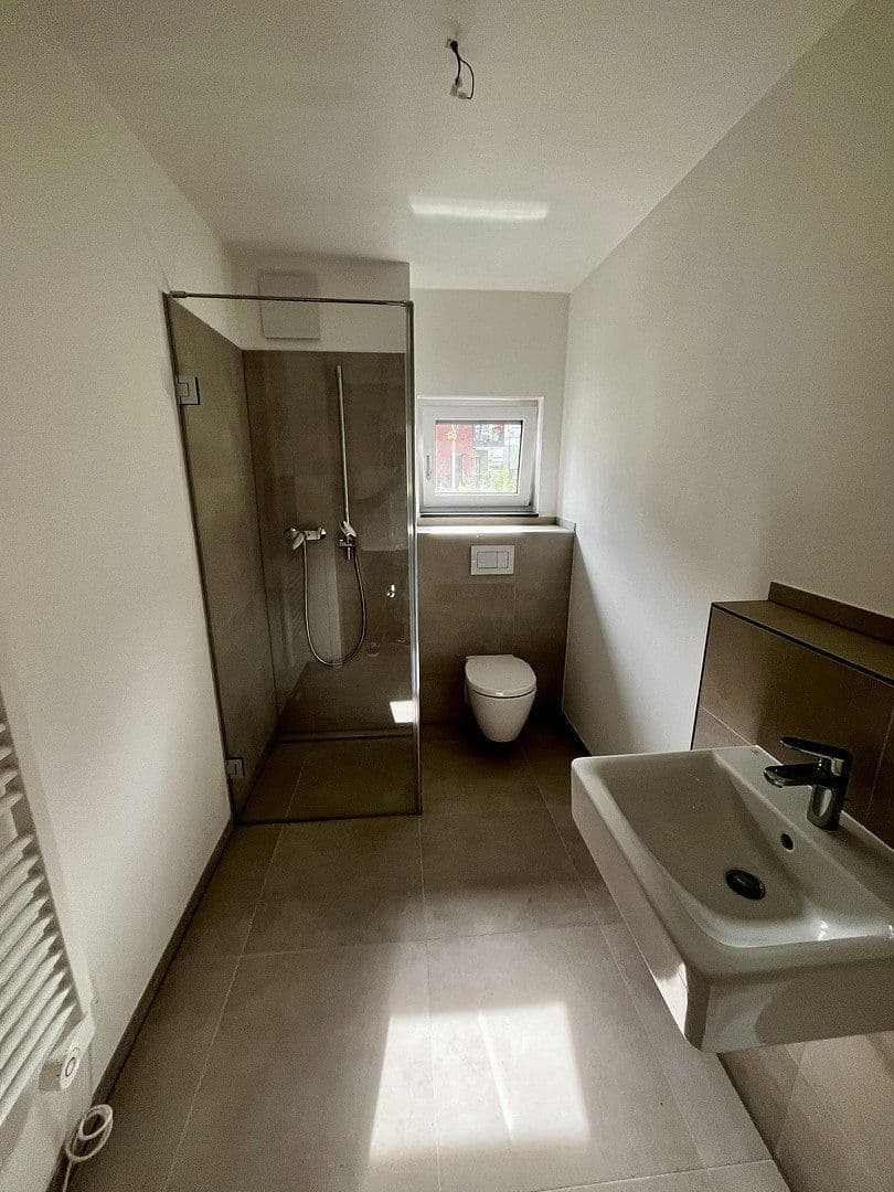 Prenájom bytu 4-izbový 118 m², Alte Str. 12, Frechen, Severné Porýnie - Westfálsko Prenájom bytu 4-izbový 118 m², Alte Str. 12, Frechen, Severné Porýnie - Westfálsko