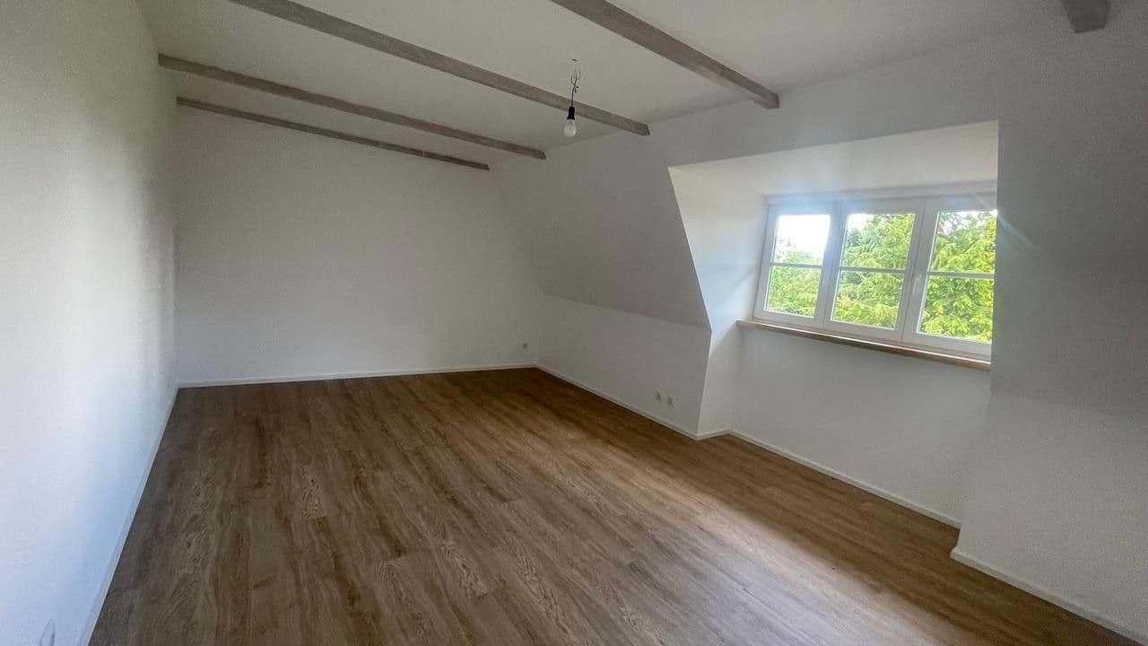 Prenájom bytu 4-izbový 124 m², Hollernstr. 109, Hollern-Twielenfleth, Dolné Sasko Prenájom bytu 4-izbový 124 m², Hollernstr. 109, Hollern-Twielenfleth, Dolné Sasko