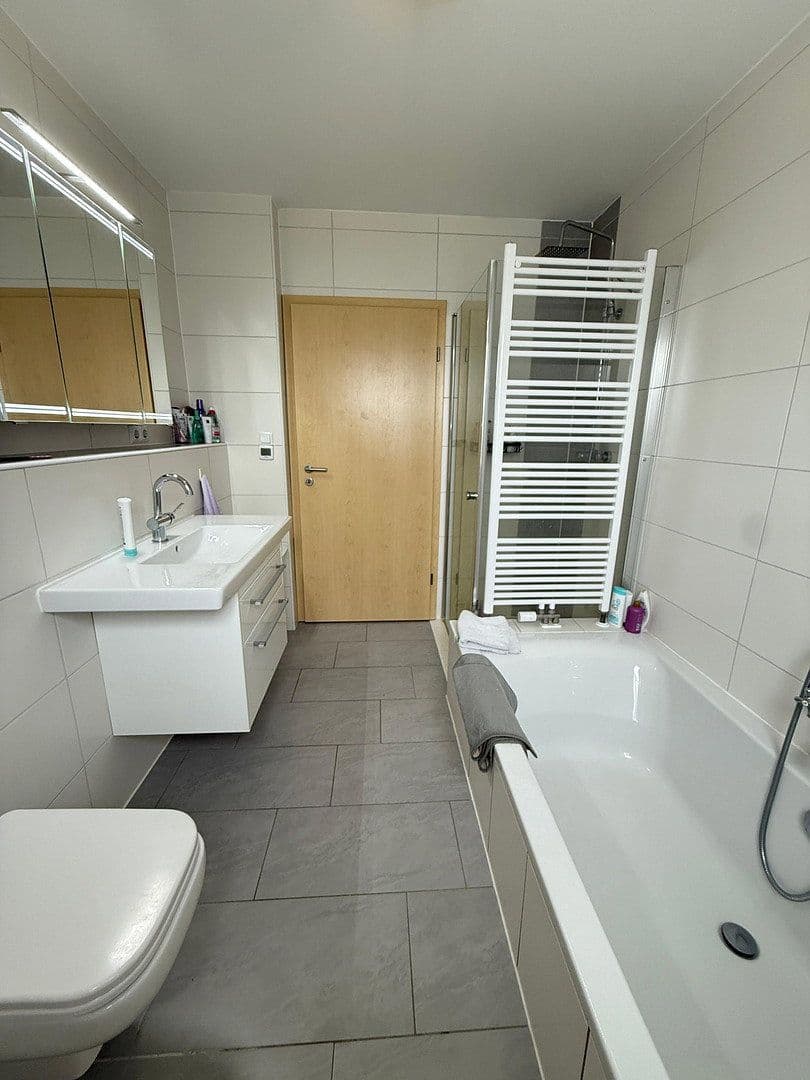 Predaj domu 176 m², pozemok 654 m², Mering, Bavorsko Predaj domu 176 m², pozemok 654 m², Mering, Bavorsko