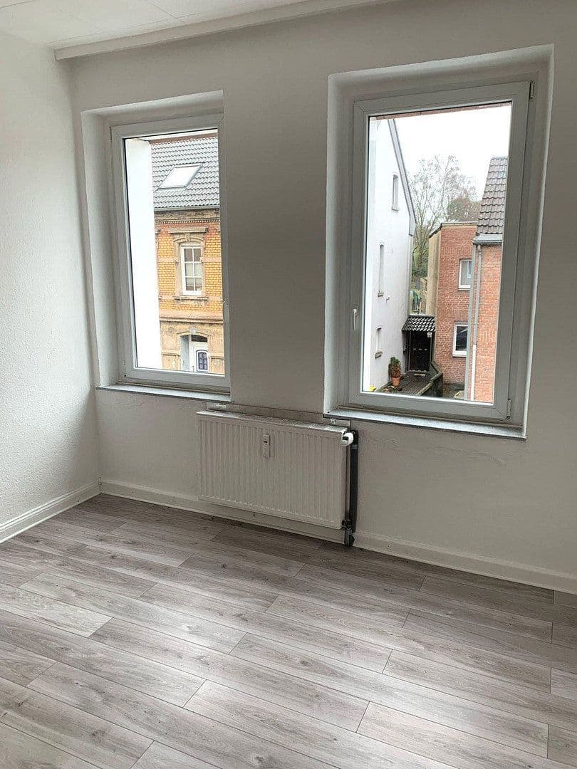 Predaj domu 263 m², pozemok 911 m², Heißener Straße 90, Mülheim an der Ruhr, Severné Porýnie - Westfálsko Predaj domu 263 m², pozemok 911 m², Heißener Straße 90, Mülheim an der Ruhr, Severné Porýnie - Westfálsko
