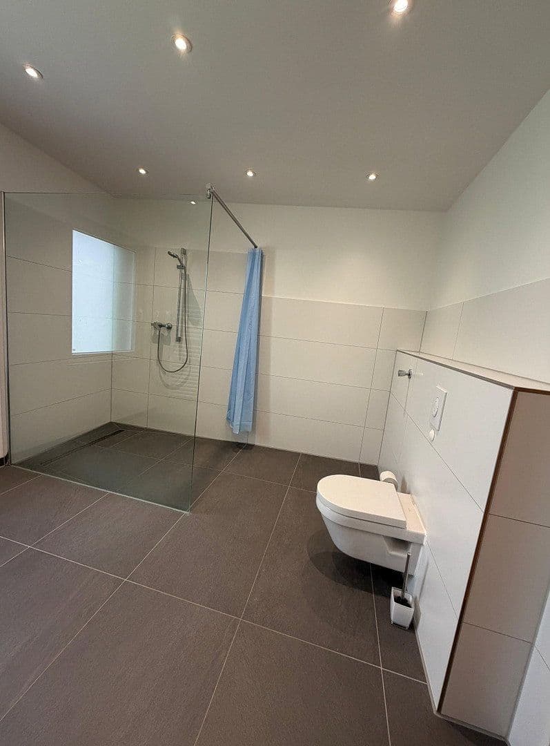 Predaj domu 263 m², pozemok 911 m², Heißener Straße 90, Mülheim an der Ruhr, Severné Porýnie - Westfálsko Predaj domu 263 m², pozemok 911 m², Heißener Straße 90, Mülheim an der Ruhr, Severné Porýnie - Westfálsko