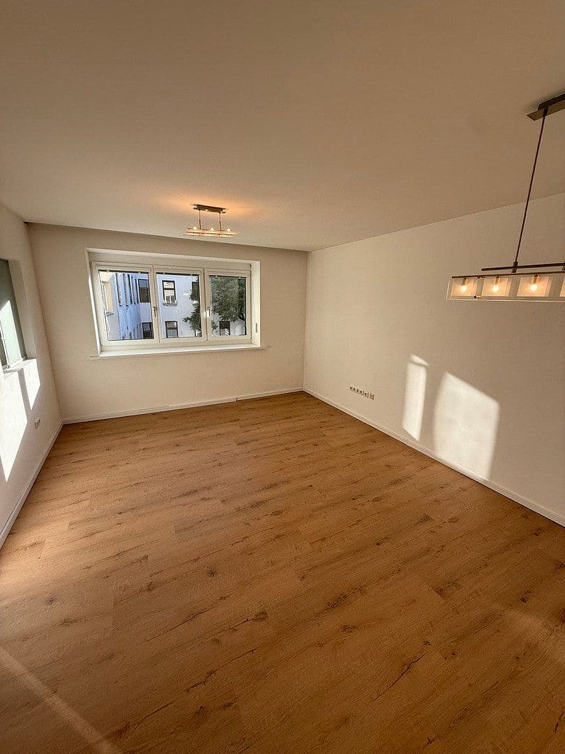 Prenájom bytu 2-izbový 45 m², Eichenstraße 8, Wien, Viedeň Prenájom bytu 2-izbový 45 m², Eichenstraße 8, Wien, Viedeň