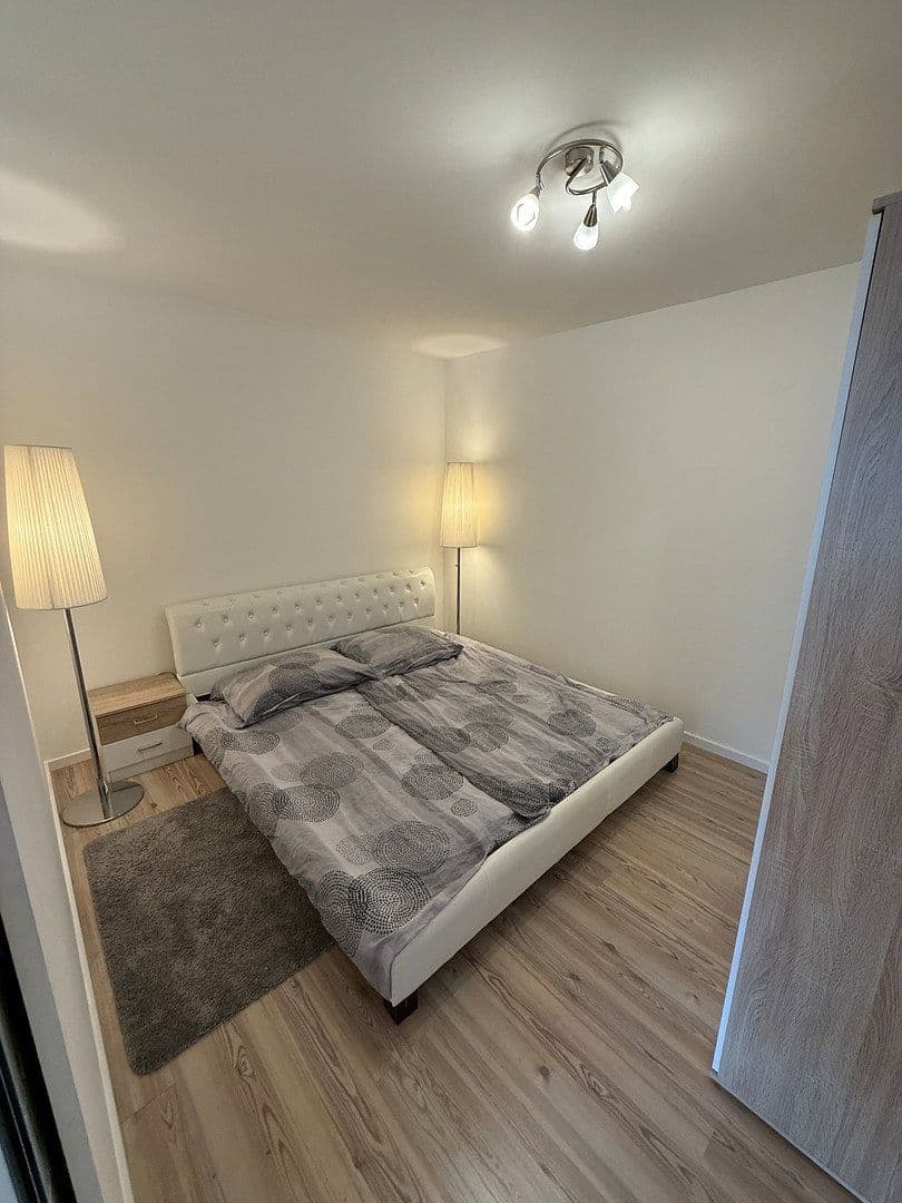 Prenájom bytu 2-izbový 45 m², Eichenstraße 8, Wien, Viedeň Prenájom bytu 2-izbový 45 m², Eichenstraße 8, Wien, Viedeň