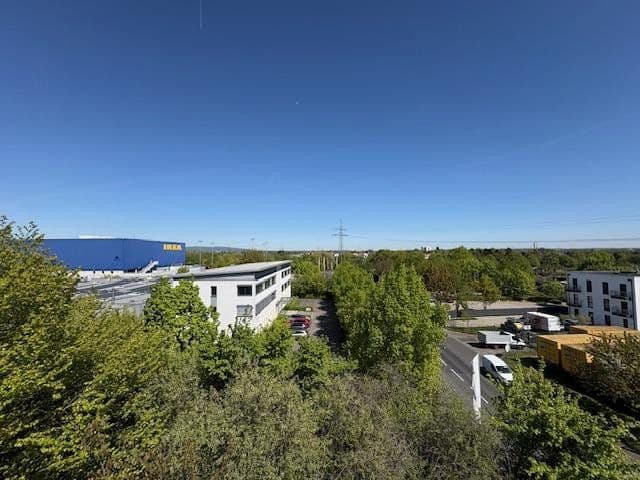 Prenájom kancelárie 246 m², Berner Str. 71, Frankfurt - Nieder-Eschbach, Hesensko Prenájom kancelárie 246 m², Berner Str. 71, Frankfurt - Nieder-Eschbach, Hesensko