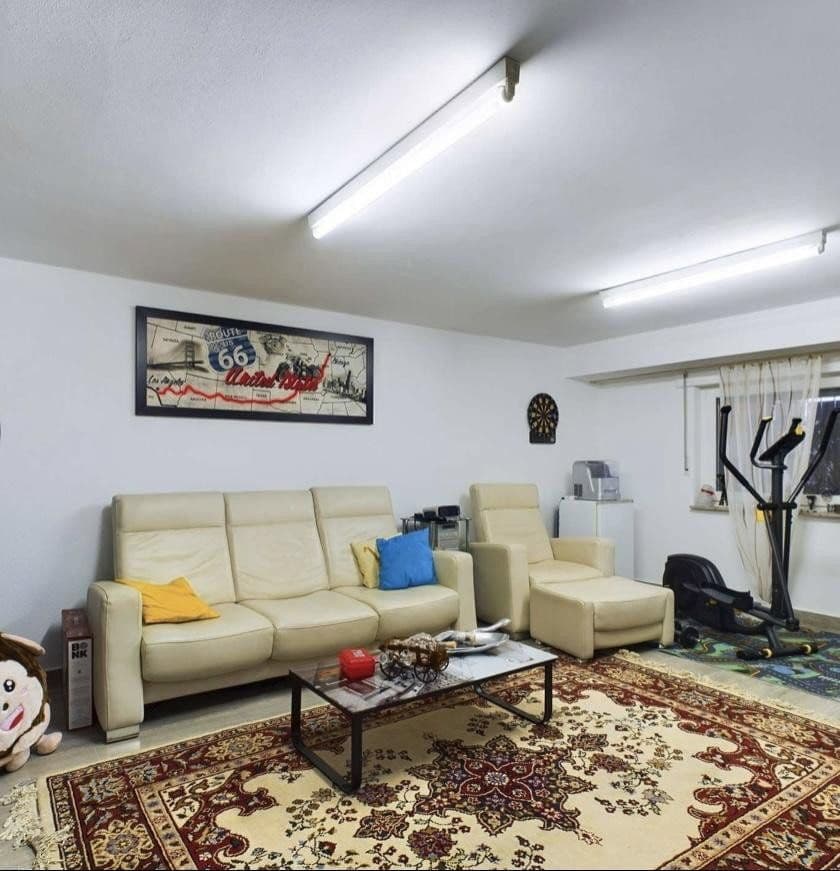 Predaj domu 186 m², pozemok 579 m², Horst-Schork-Str. 93, Ludwigshafen, Porýnie-Falcko Predaj domu 186 m², pozemok 579 m², Horst-Schork-Str. 93, Ludwigshafen, Porýnie-Falcko