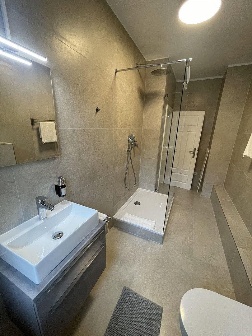 Prenájom bytu 1-izbový 40 m², Hauptstraße 81, Weinheim, Bádensko-Wurttembersko Prenájom bytu 1-izbový 40 m², Hauptstraße 81, Weinheim, Bádensko-Wurttembersko