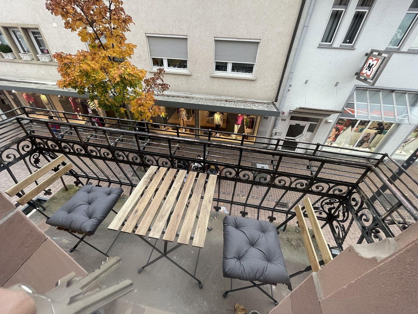 Prenájom bytu 1-izbový 40 m², Hauptstraße 81, Weinheim, Bádensko-Wurttembersko Prenájom bytu 1-izbový 40 m², Hauptstraße 81, Weinheim, Bádensko-Wurttembersko