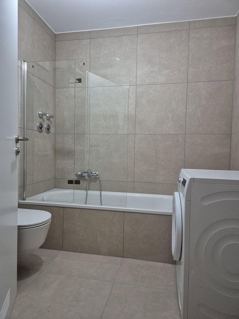 Prenájom bytu 1-izbový 39 m², Maudacher Str. 164, Ludwigshafen, Porýnie-Falcko Prenájom bytu 1-izbový 39 m², Maudacher Str. 164, Ludwigshafen, Porýnie-Falcko