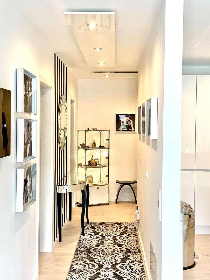 Prenájom bytu 2-izbový 70 m², Albertus Magnus Str. 48, Leonberg, Bádensko-Wurttembersko Prenájom bytu 2-izbový 70 m², Albertus Magnus Str. 48, Leonberg, Bádensko-Wurttembersko