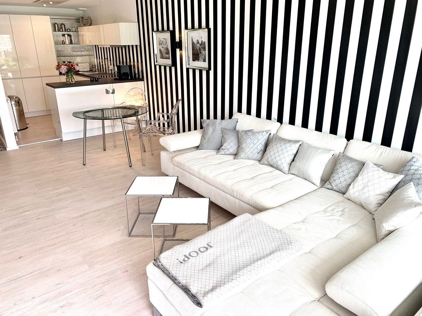 Prenájom bytu 2-izbový 70 m², Albertus Magnus Str. 48, Leonberg, Bádensko-Wurttembersko Prenájom bytu 2-izbový 70 m², Albertus Magnus Str. 48, Leonberg, Bádensko-Wurttembersko
