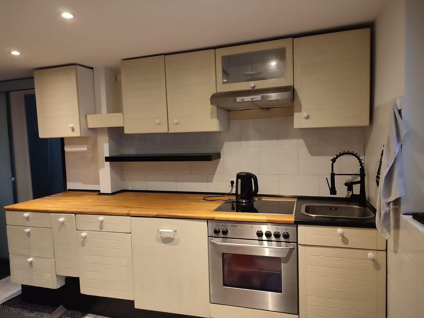 Prenájom domu 40 m², pozemok 430 m², Solingen, Severné Porýnie - Westfálsko Prenájom domu 40 m², pozemok 430 m², Solingen, Severné Porýnie - Westfálsko