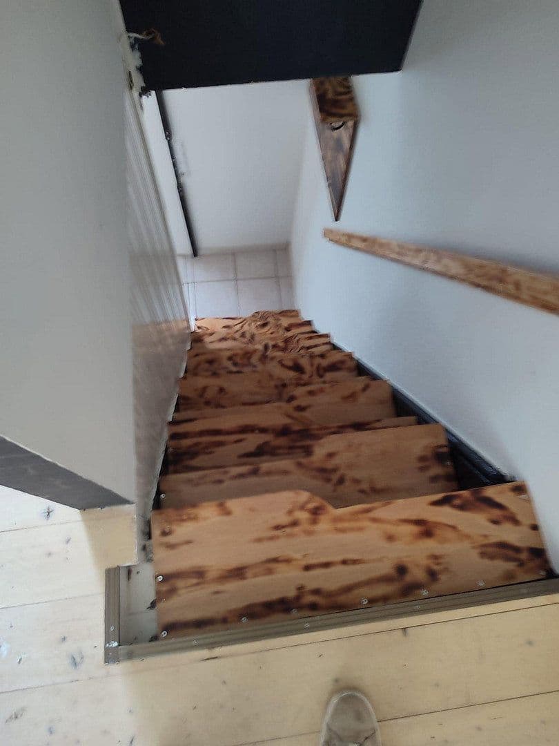Prenájom domu 40 m², pozemok 430 m², Solingen, Severné Porýnie - Westfálsko Prenájom domu 40 m², pozemok 430 m², Solingen, Severné Porýnie - Westfálsko