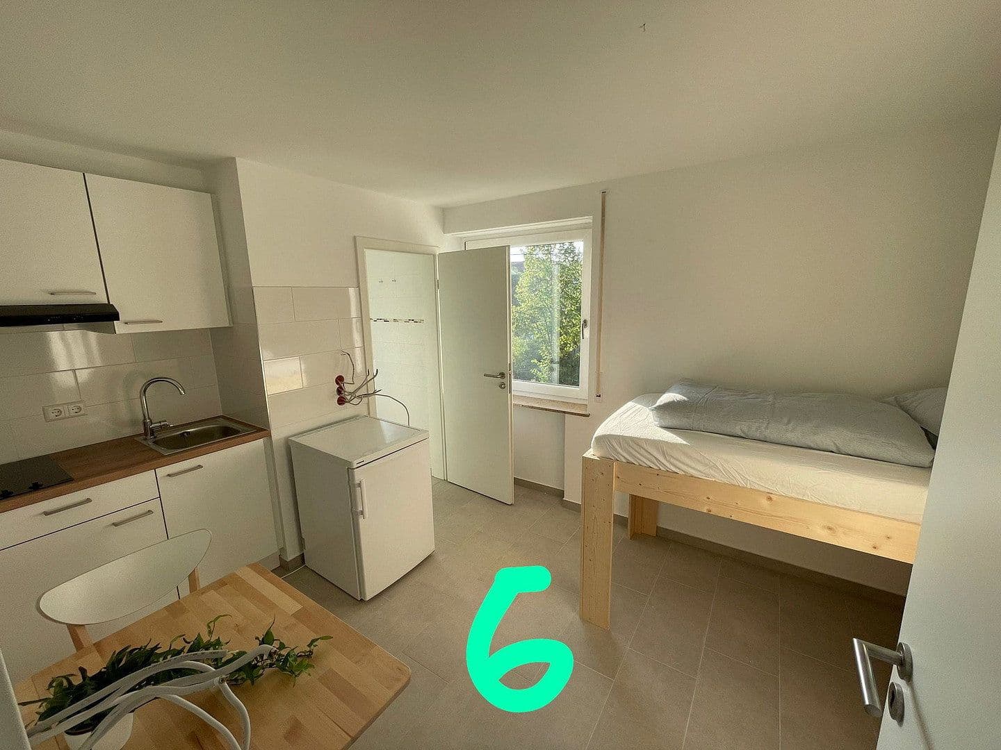Prenájom bytu 1-izbový 20 m², Stuttgarter Str.18, Stuttgart, Bádensko-Wurttembersko Prenájom bytu 1-izbový 20 m², Stuttgarter Str.18, Stuttgart, Bádensko-Wurttembersko
