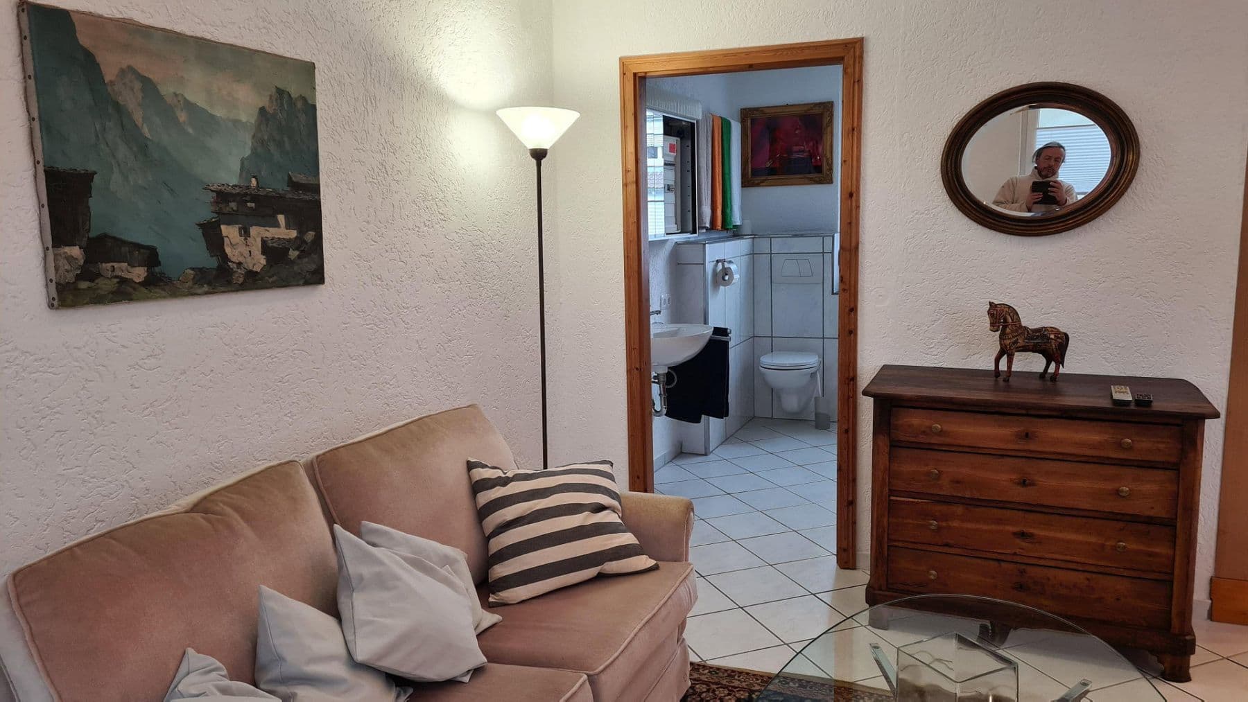 Prenájom bytu 3-izbový 78 m², Fellbach, Bádensko-Wurttembersko Prenájom bytu 3-izbový 78 m², Fellbach, Bádensko-Wurttembersko