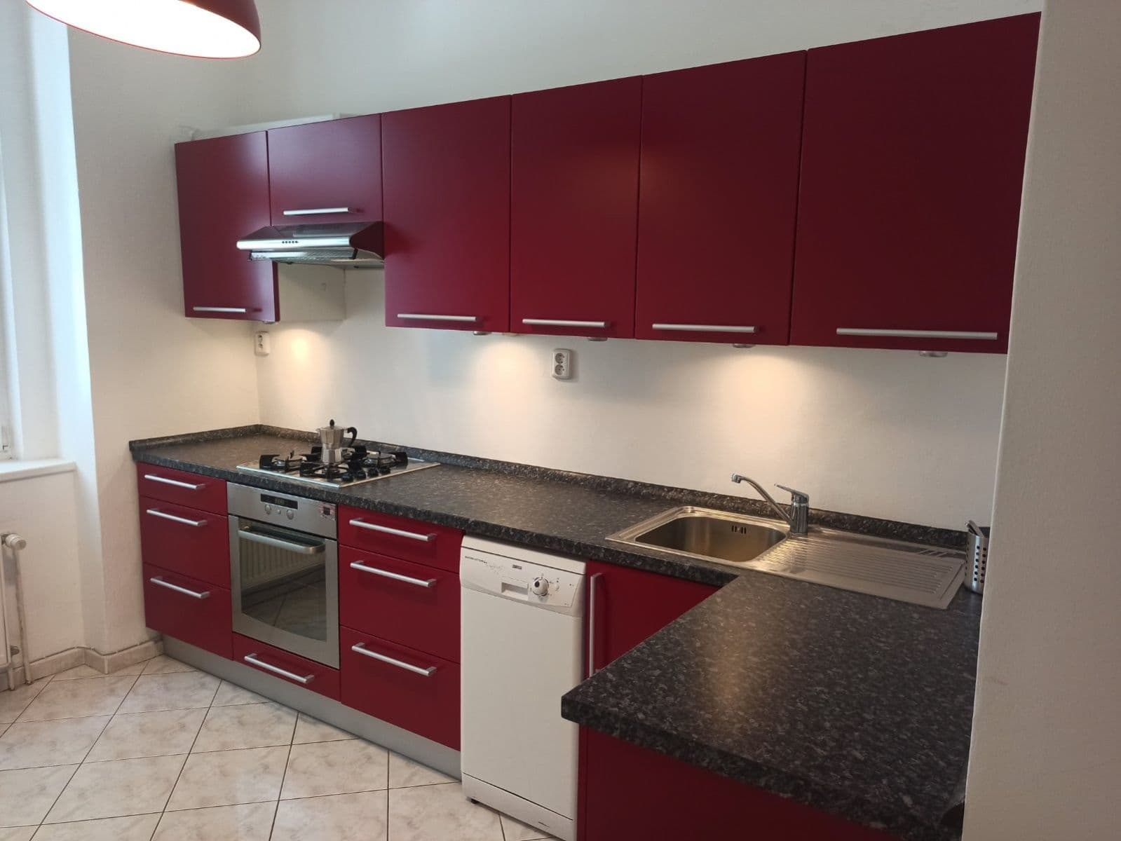 Prenájom bytu 3-izbový 90 m², Budečská, Praha, Praha Prenájom bytu 3-izbový 90 m², Budečská, Praha, Praha