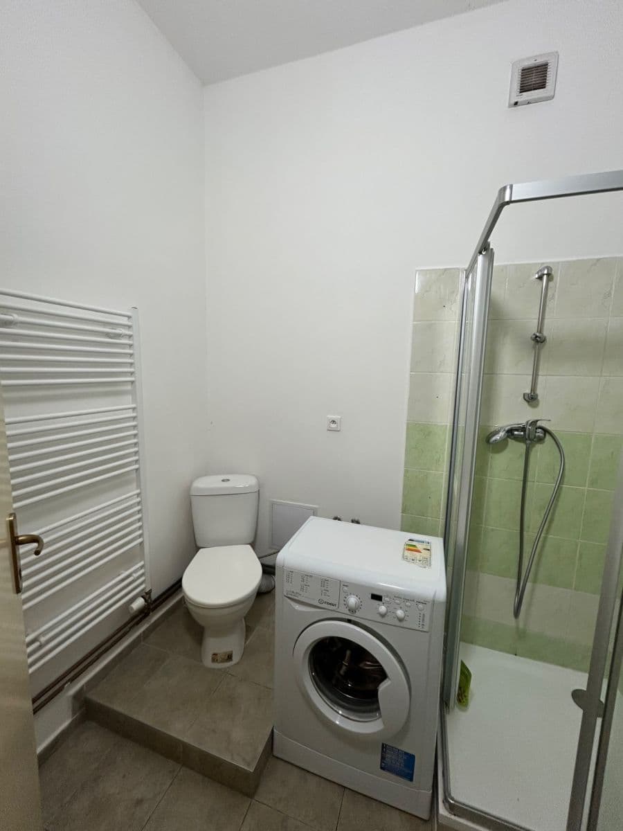 Prenájom bytu 2-izbový 55 m², Stará, Ústí nad Labem, Ústecký kraj Prenájom bytu 2-izbový 55 m², Stará, Ústí nad Labem, Ústecký kraj