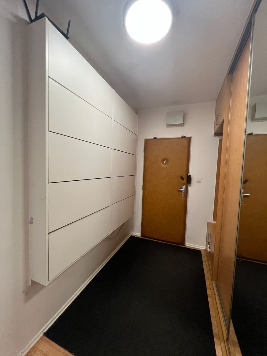 Prenájom bytu 3-izbový 83 m², Podpěrova, Brno, Jihomoravský kraj Prenájom bytu 3-izbový 83 m², Podpěrova, Brno, Jihomoravský kraj