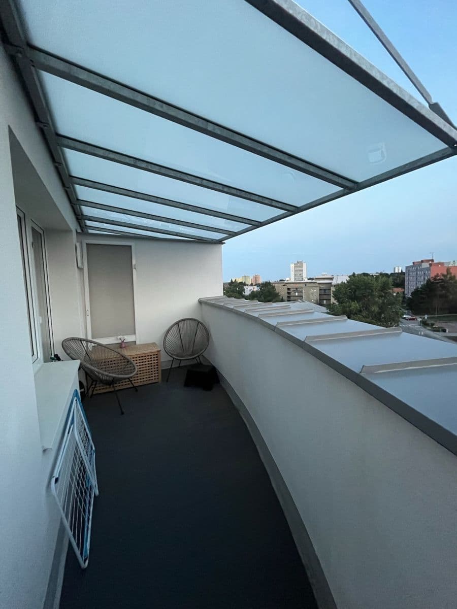 Prenájom bytu 3-izbový 83 m², Podpěrova, Brno, Jihomoravský kraj Prenájom bytu 3-izbový 83 m², Podpěrova, Brno, Jihomoravský kraj