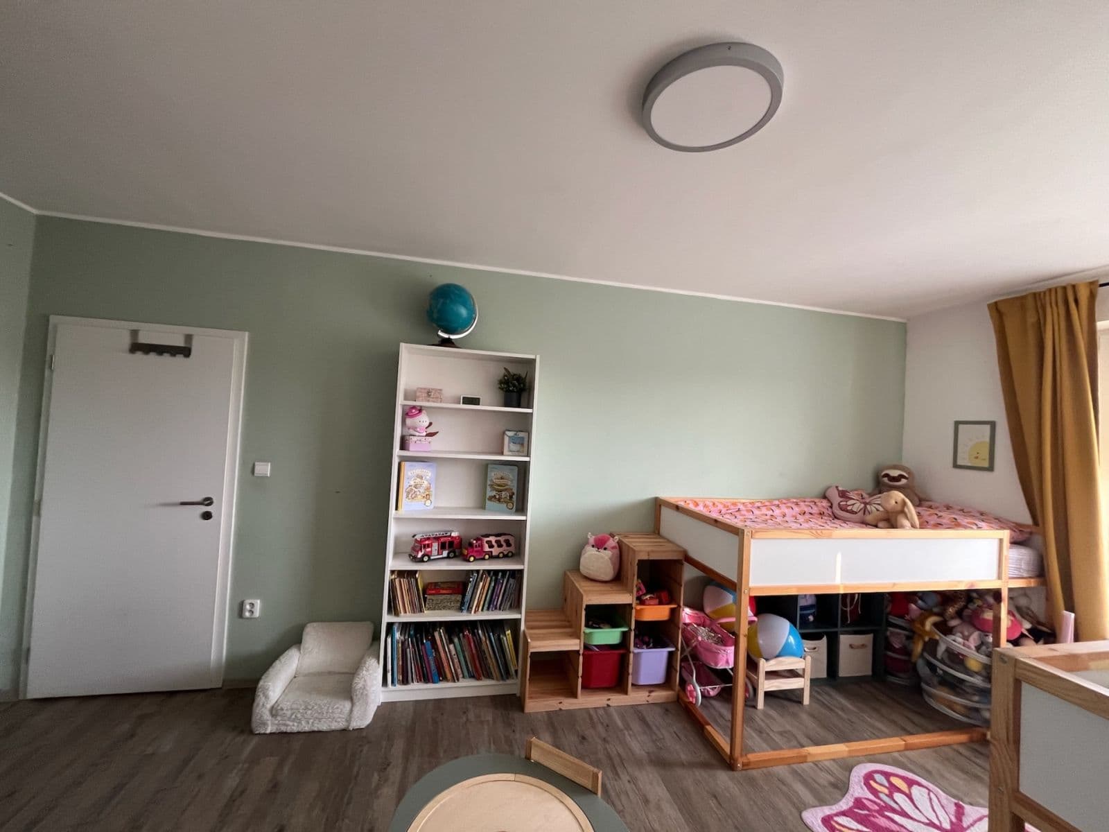 Prenájom bytu 3-izbový 83 m², Podpěrova, Brno, Jihomoravský kraj Prenájom bytu 3-izbový 83 m², Podpěrova, Brno, Jihomoravský kraj