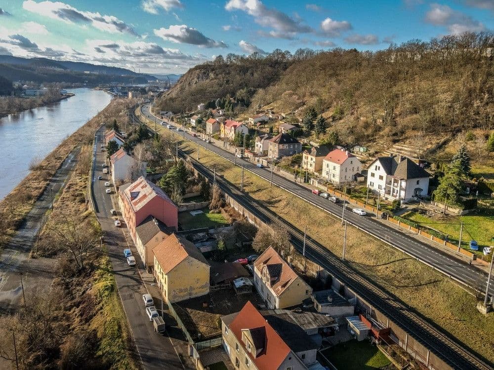 Prenájom bytu 4-izbový 150 m², Opletalova, Ústí nad Labem, Ústecký kraj Prenájom bytu 4-izbový 150 m², Opletalova, Ústí nad Labem, Ústecký kraj