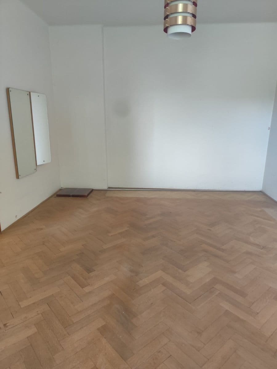 Predaj domu 367 m², pozemok 1.616 m², Miličova, Moravské Budějovice, Kraj Vysočina Predaj domu 367 m², pozemok 1.616 m², Miličova, Moravské Budějovice, Kraj Vysočina