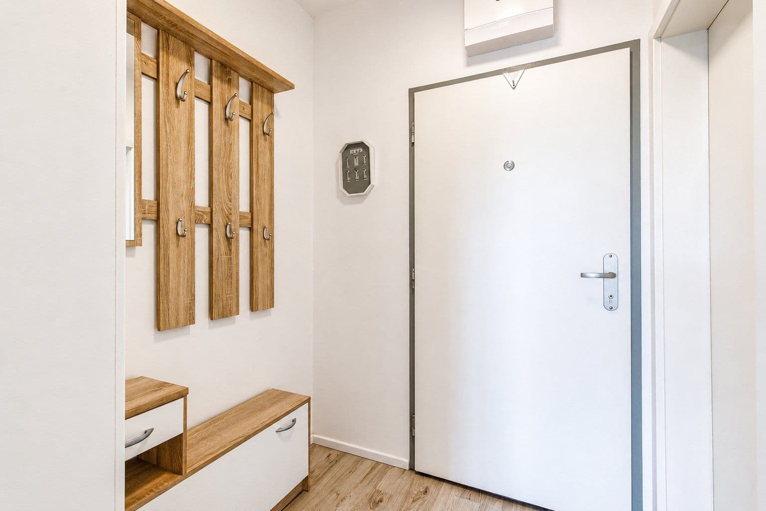 Prenájom bytu 2-izbový 60 m², Velvarská, Horoměřice, Středočeský kraj Prenájom bytu 2-izbový 60 m², Velvarská, Horoměřice, Středočeský kraj