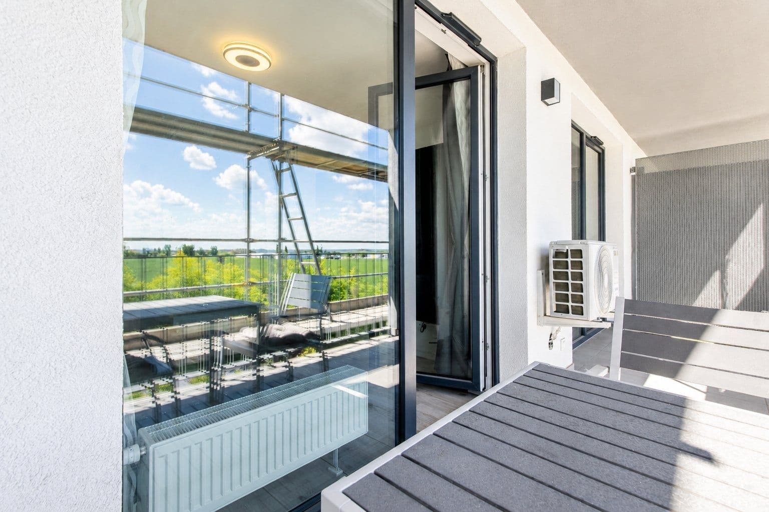 Prenájom bytu 2-izbový 60 m², Velvarská, Horoměřice, Středočeský kraj Prenájom bytu 2-izbový 60 m², Velvarská, Horoměřice, Středočeský kraj
