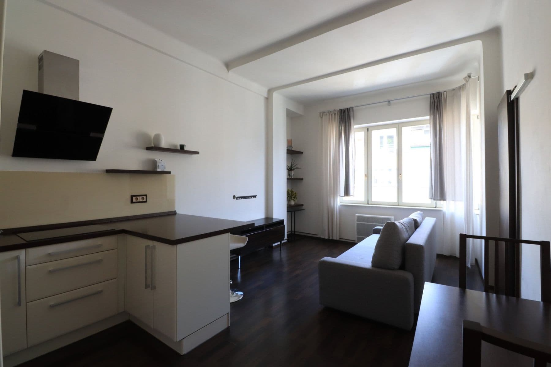 Prenájom bytu 2-izbový 46 m², Křižíkova, Praha, Praha Prenájom bytu 2-izbový 46 m², Křižíkova, Praha, Praha