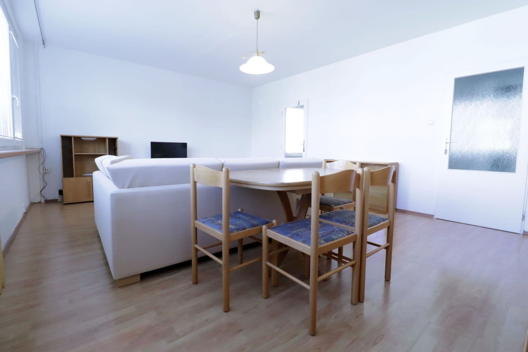 Prenájom bytu 3-izbový 73 m², Křivá, Praha, Praha Prenájom bytu 3-izbový 73 m², Křivá, Praha, Praha