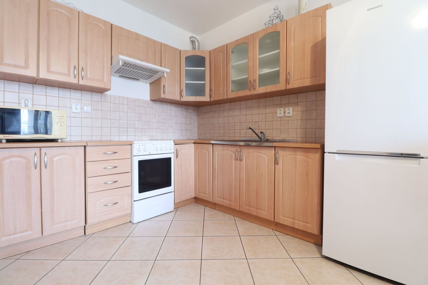 Prenájom bytu 2-izbový 74 m², Petržílkova, Praha, Praha Prenájom bytu 2-izbový 74 m², Petržílkova, Praha, Praha
