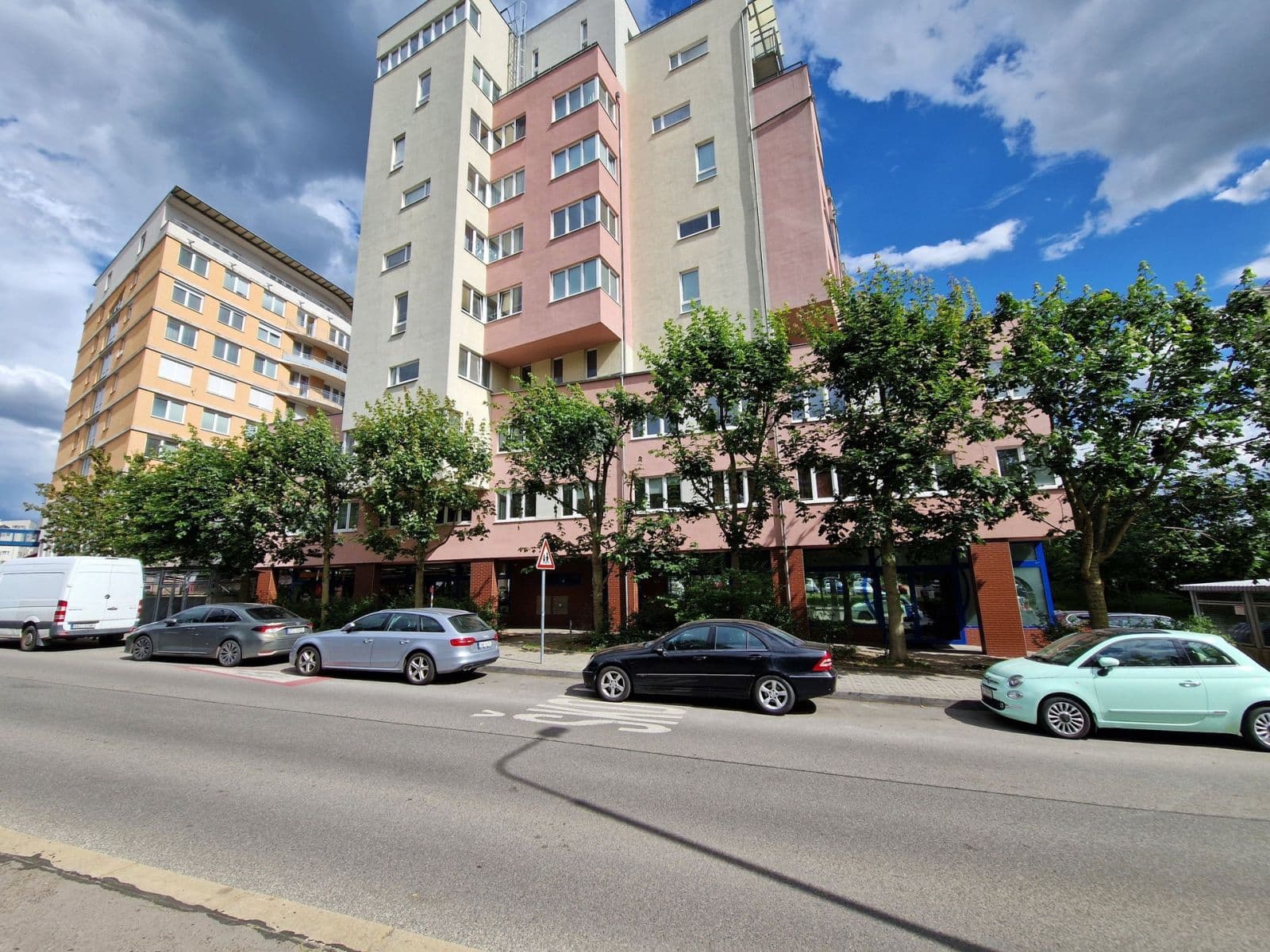 Prenájom bytu 2-izbový 74 m², Petržílkova, Praha, Praha Prenájom bytu 2-izbový 74 m², Petržílkova, Praha, Praha