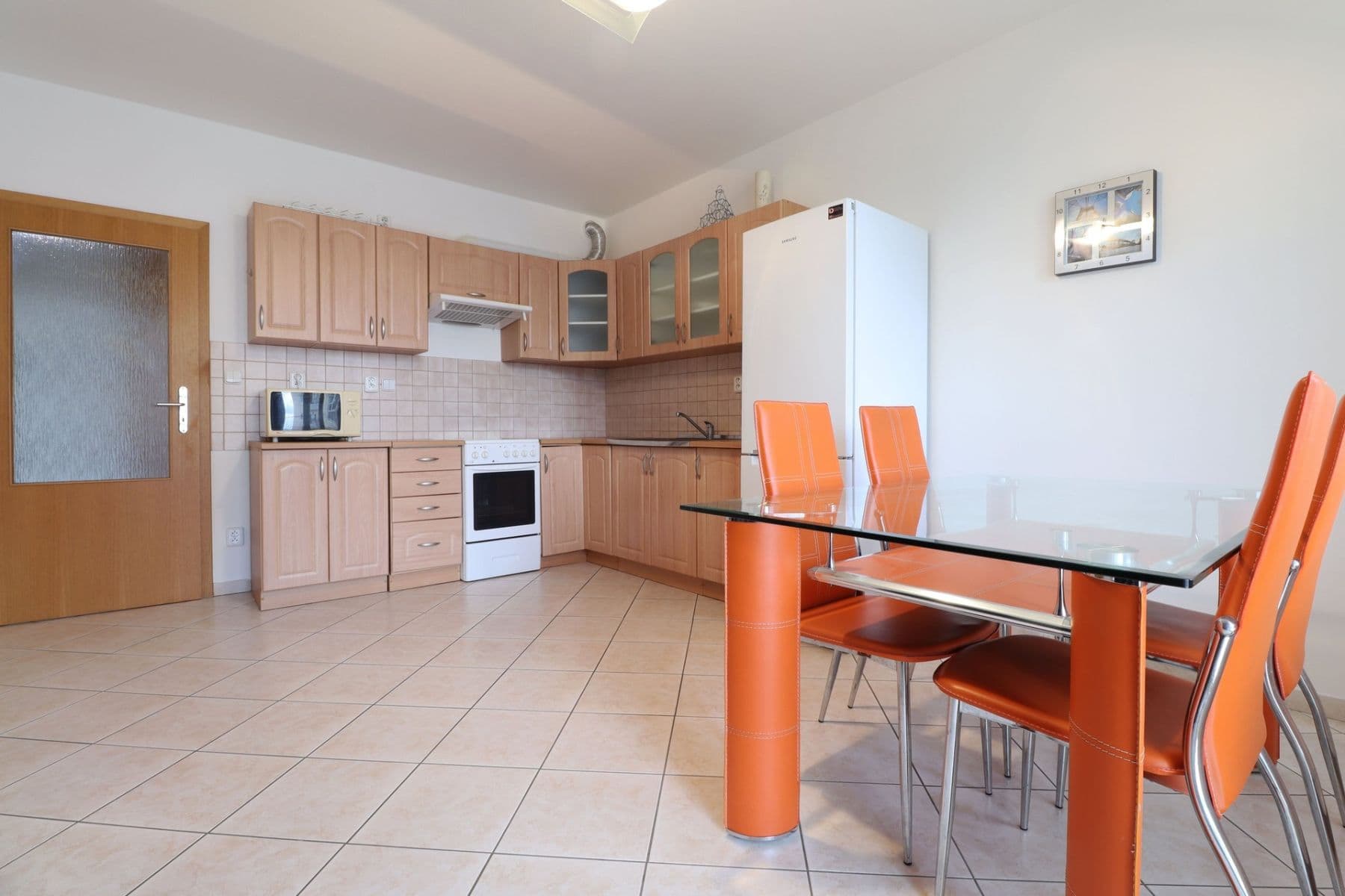 Prenájom bytu 2-izbový 74 m², Petržílkova, Praha, Praha Prenájom bytu 2-izbový 74 m², Petržílkova, Praha, Praha