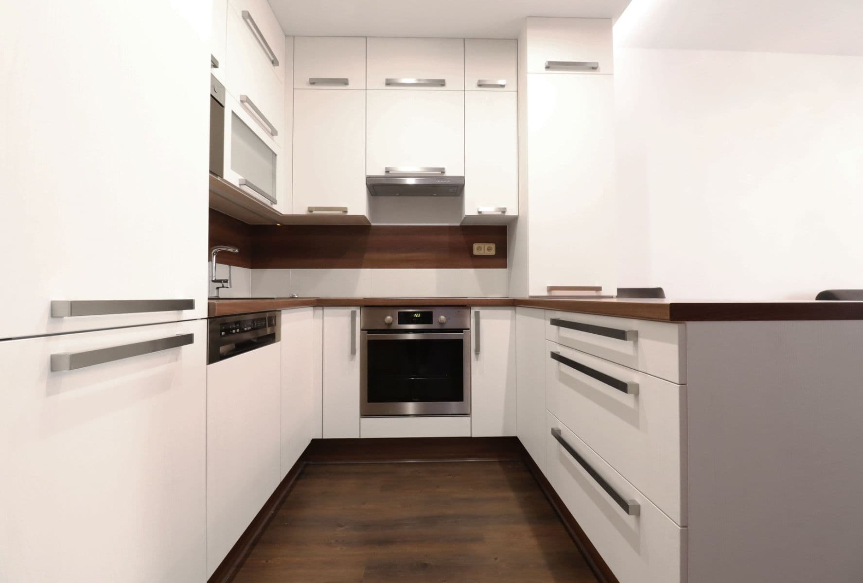 Prenájom bytu 2-izbový 49 m², Padovská, Praha, Praha Prenájom bytu 2-izbový 49 m², Padovská, Praha, Praha