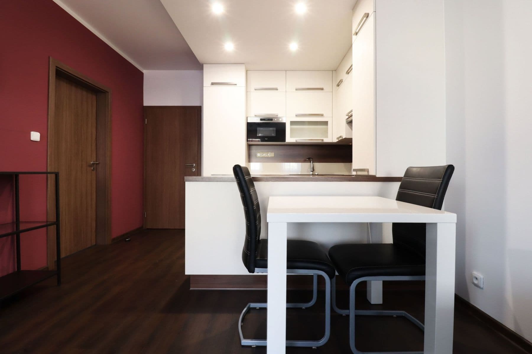 Prenájom bytu 2-izbový 49 m², Padovská, Praha, Praha Prenájom bytu 2-izbový 49 m², Padovská, Praha, Praha