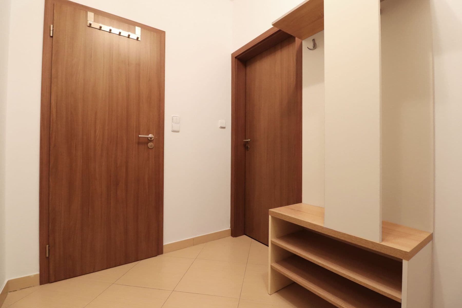 Prenájom bytu 2-izbový 49 m², Padovská, Praha, Praha Prenájom bytu 2-izbový 49 m², Padovská, Praha, Praha