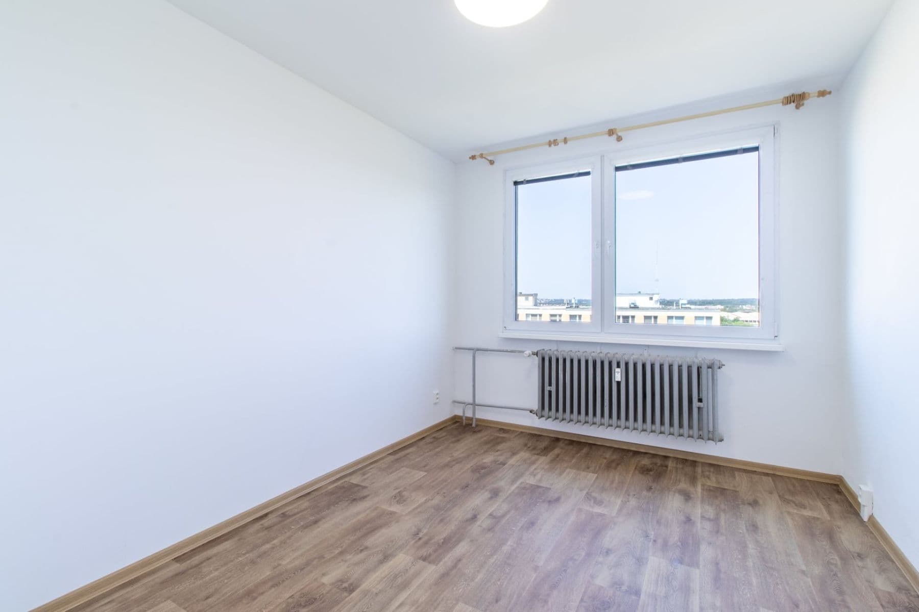Prenájom bytu 3-izbový 68 m², Rembrandtova, Praha, Praha Prenájom bytu 3-izbový 68 m², Rembrandtova, Praha, Praha