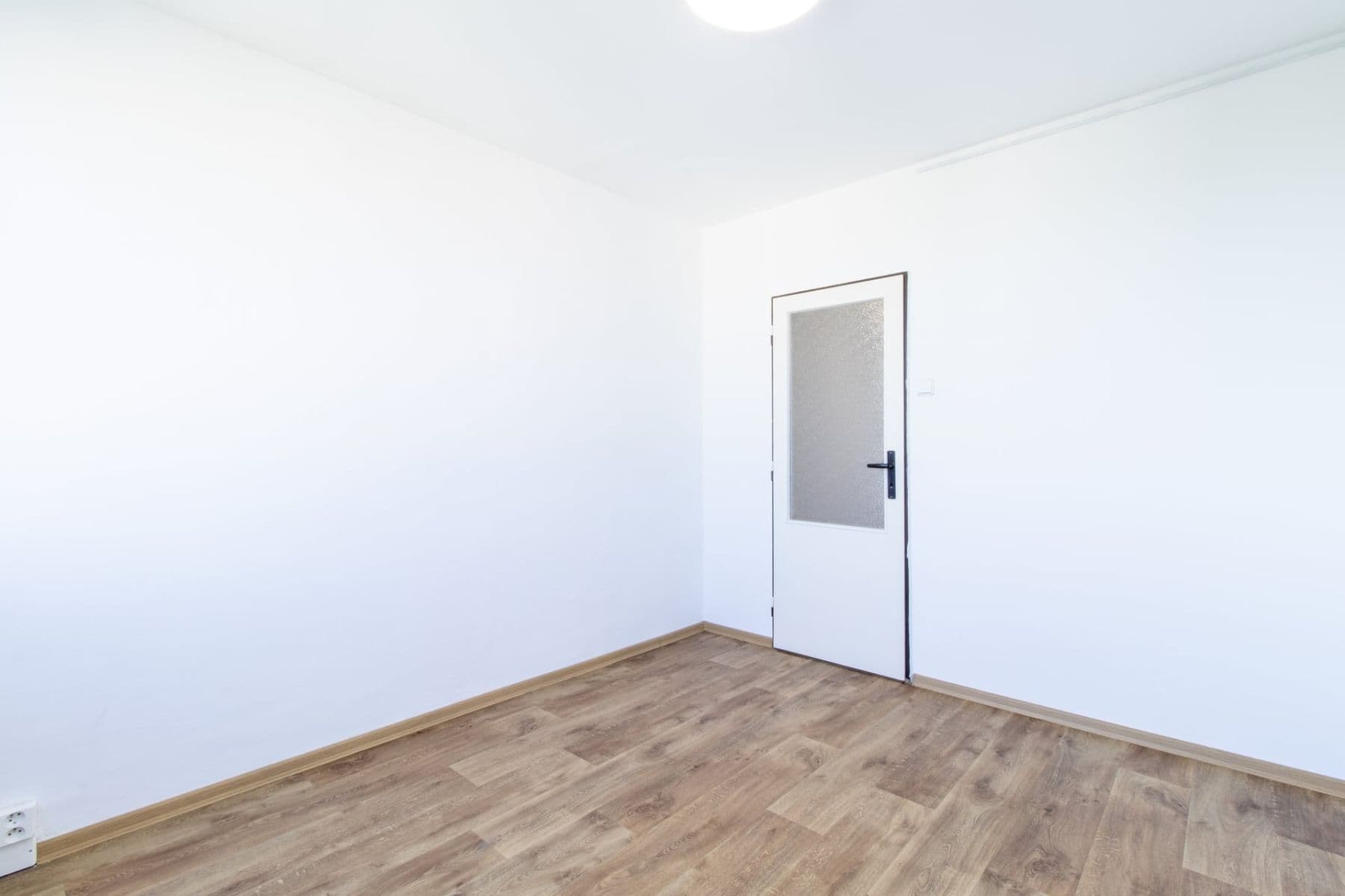 Prenájom bytu 3-izbový 68 m², Rembrandtova, Praha, Praha Prenájom bytu 3-izbový 68 m², Rembrandtova, Praha, Praha