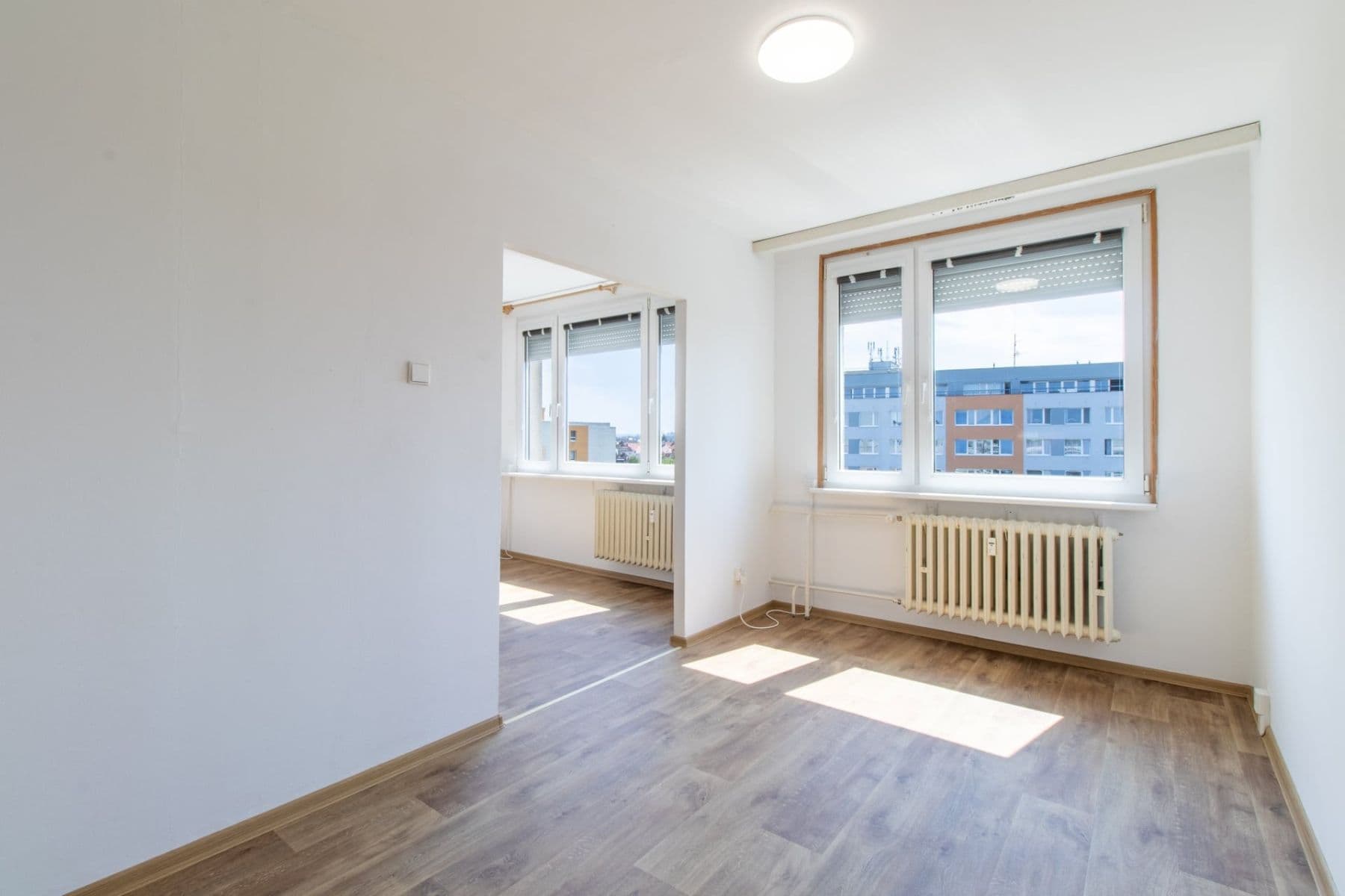 Prenájom bytu 3-izbový 68 m², Rembrandtova, Praha, Praha Prenájom bytu 3-izbový 68 m², Rembrandtova, Praha, Praha