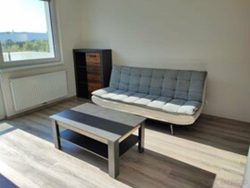 Prenájom bytu 2-izbový 45 m², Ivanská cesta, Ružinov, Bratislavský kraj Prenájom bytu 2-izbový 45 m², Ivanská cesta, Ružinov, Bratislavský kraj