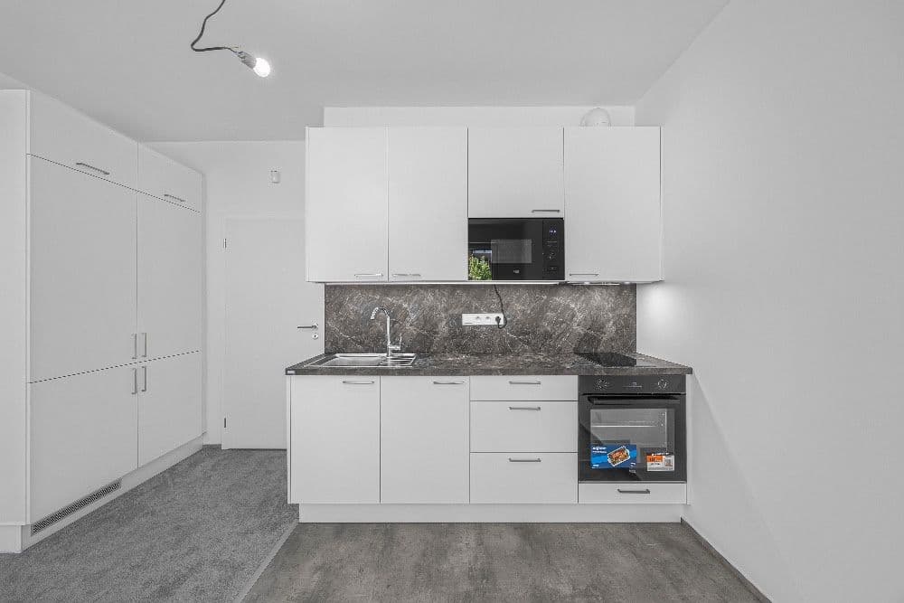 Prenájom bytu 1-izbový 32 m², Gerstelova, Praha, Praha Prenájom bytu 1-izbový 32 m², Gerstelova, Praha, Praha