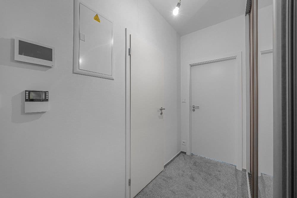 Prenájom bytu 1-izbový 32 m², Gerstelova, Praha, Praha Prenájom bytu 1-izbový 32 m², Gerstelova, Praha, Praha