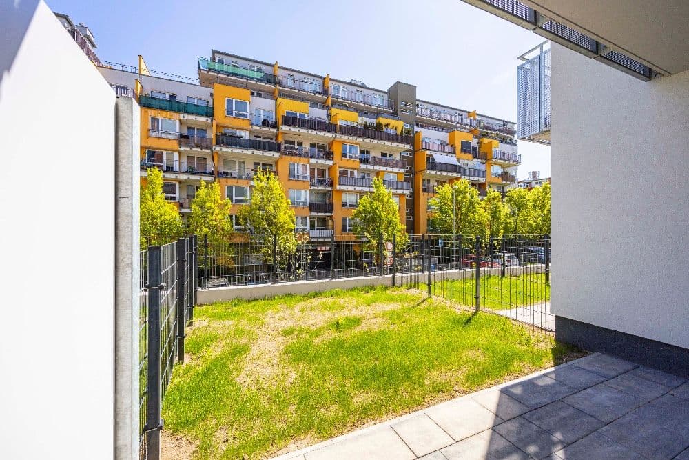 Prenájom bytu 1-izbový 32 m², Gerstelova, Praha, Praha Prenájom bytu 1-izbový 32 m², Gerstelova, Praha, Praha