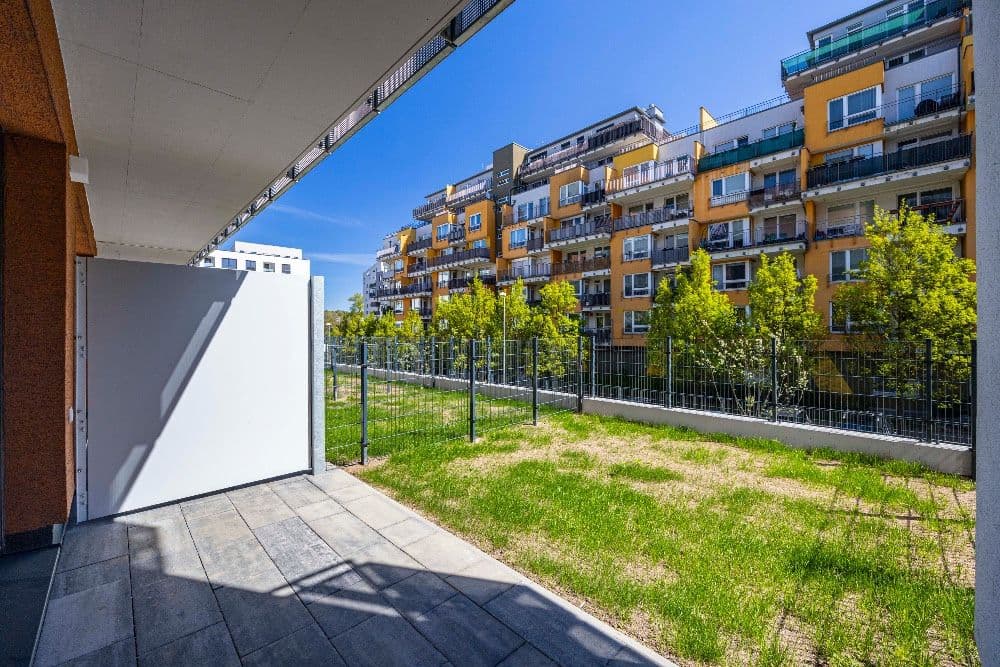 Prenájom bytu 1-izbový 32 m², Gerstelova, Praha, Praha Prenájom bytu 1-izbový 32 m², Gerstelova, Praha, Praha