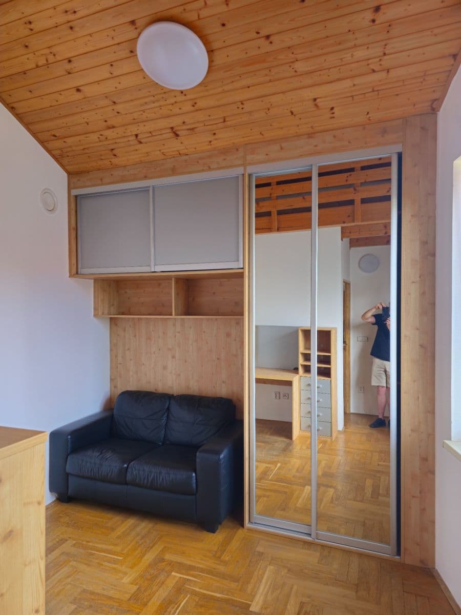 Prenájom bytu 3-izbový 71 m², Staňkovská, Praha, Praha Prenájom bytu 3-izbový 71 m², Staňkovská, Praha, Praha