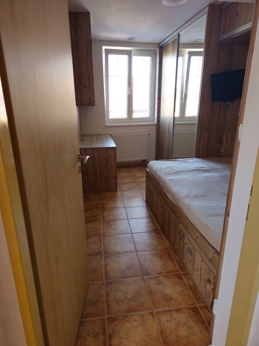 Prenájom bytu 3-izbový 71 m², Staňkovská, Praha, Praha Prenájom bytu 3-izbový 71 m², Staňkovská, Praha, Praha