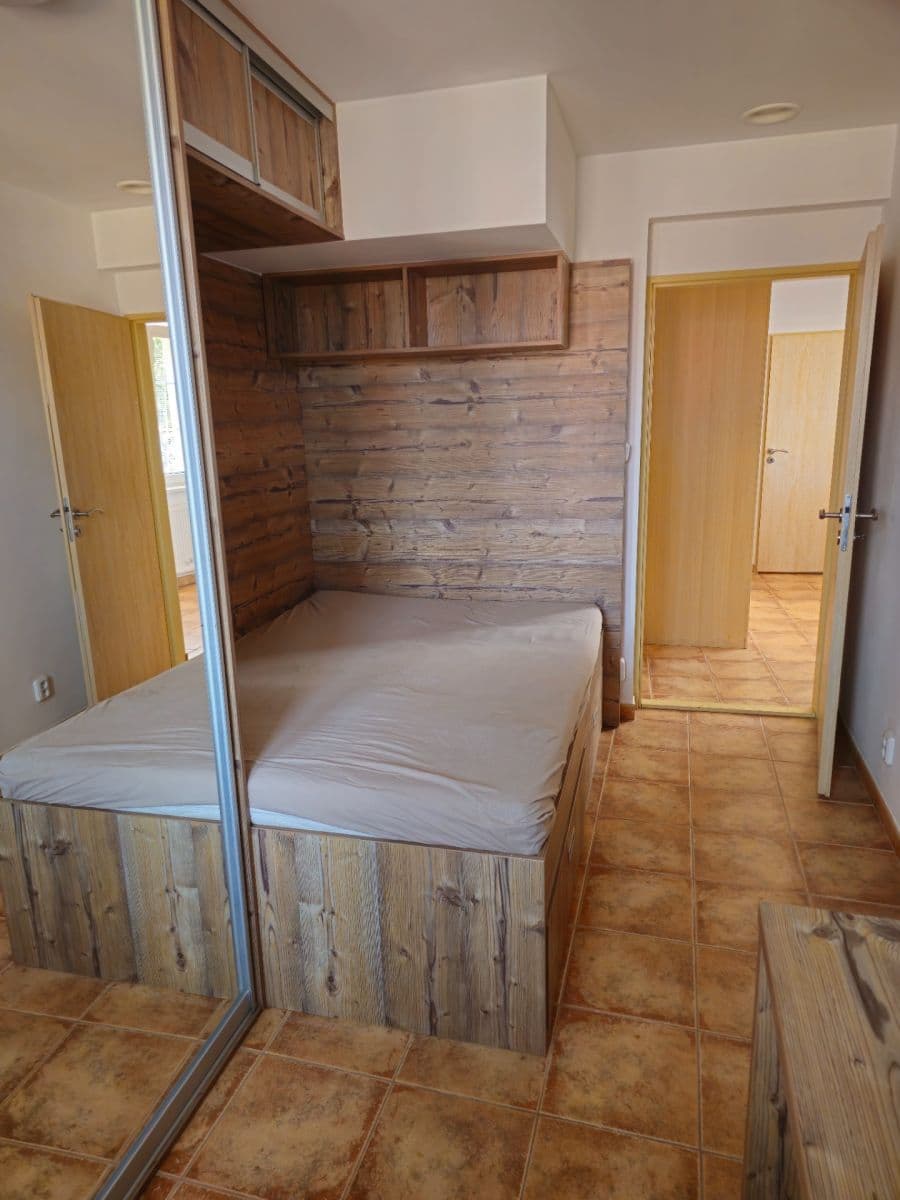 Prenájom bytu 3-izbový 71 m², Staňkovská, Praha, Praha Prenájom bytu 3-izbový 71 m², Staňkovská, Praha, Praha